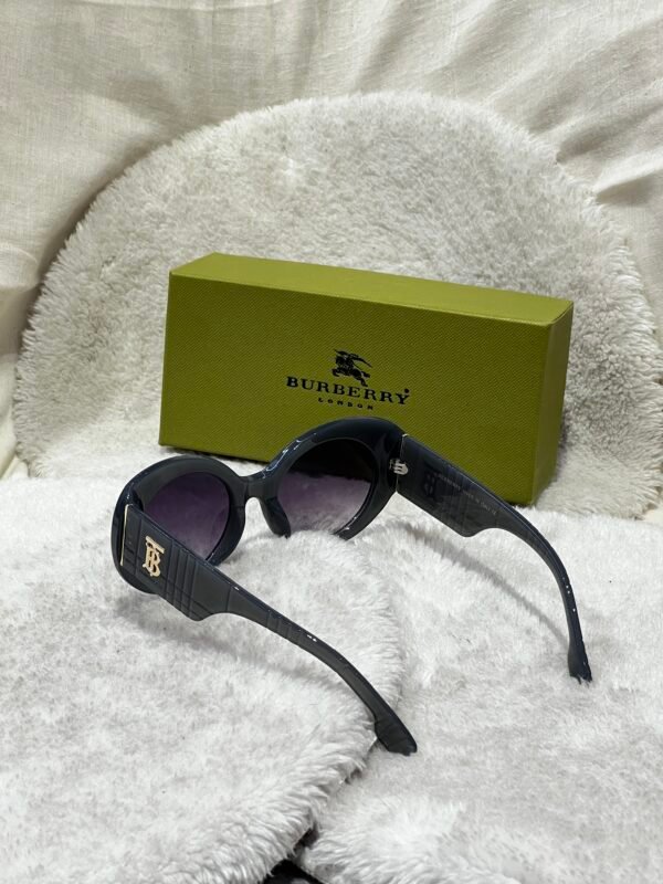 Burberry Premium Imported Sunglasses - Image 2