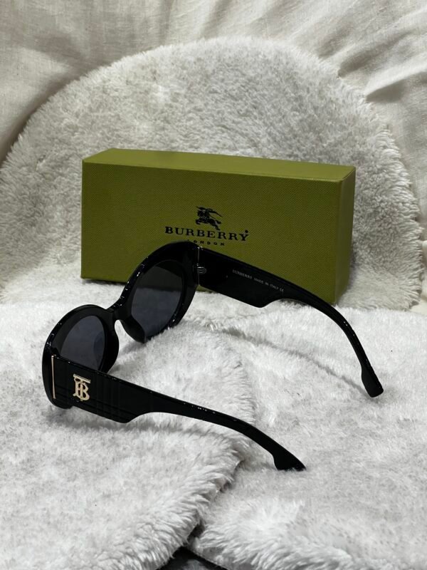 Burberry Premium Imported Sunglasses - Image 2