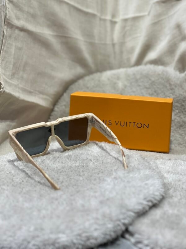 Louis vuitton premium imported sunglasses - Image 2