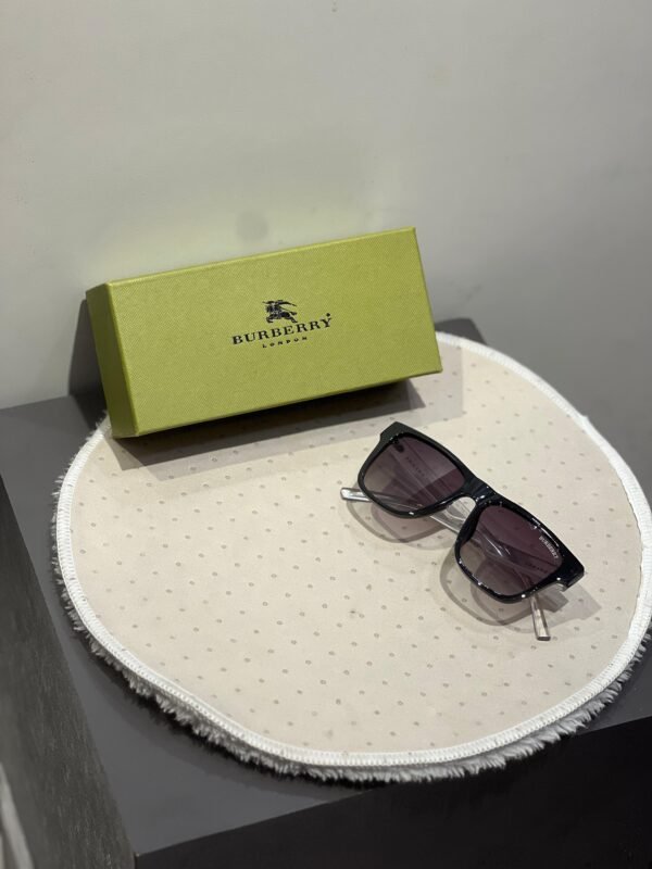 Burberry Premium Imported Sunglass - Image 2