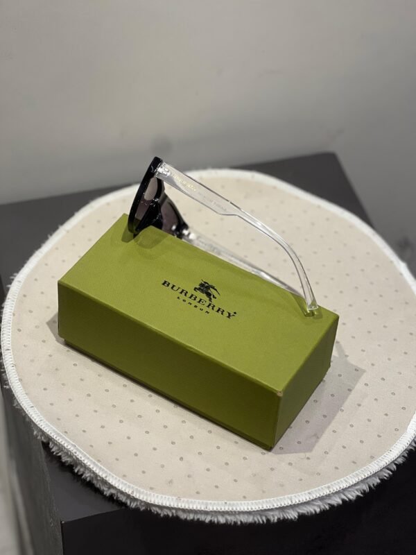 Burberry Premium Imported Sunglass - Image 3