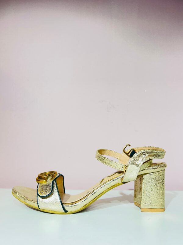 Gucci - Image 2