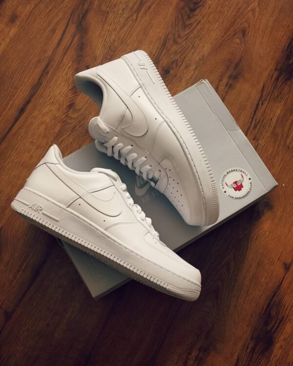 Nike Air Force - Image 3
