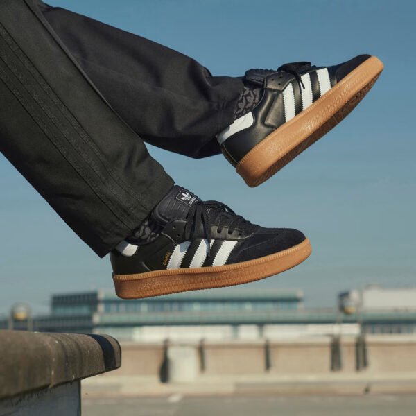 Samba XLG Shoes - Image 3
