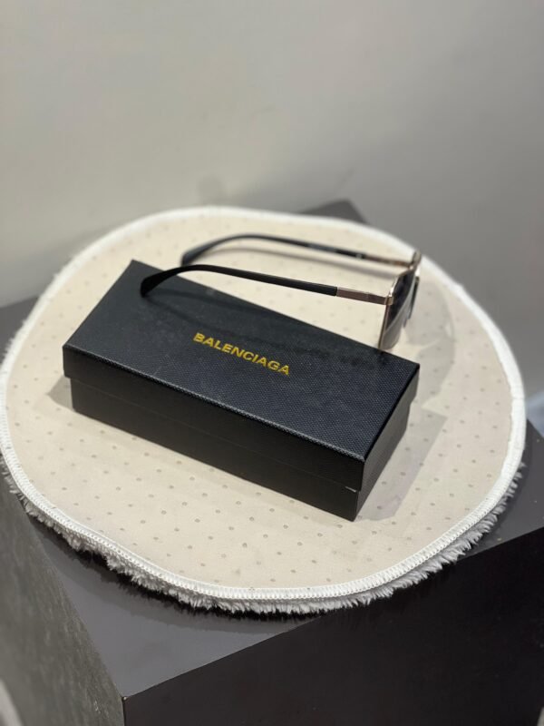 Balenciaga Premium Imported Sunglass - Image 2