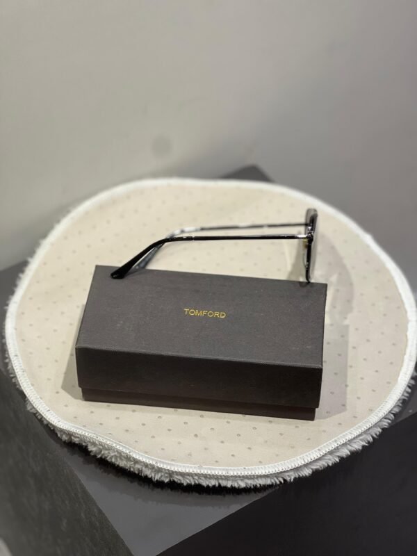 Tomford Premium Imported Sunglass - Image 2